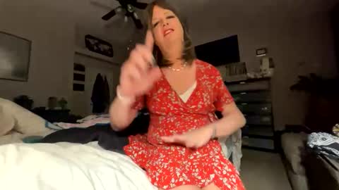 Whisper online show from March 29, 6:25 am