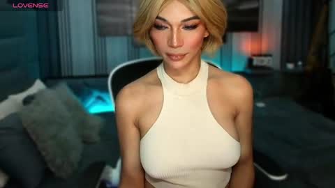 Julia online show from March 20, 5:52 am