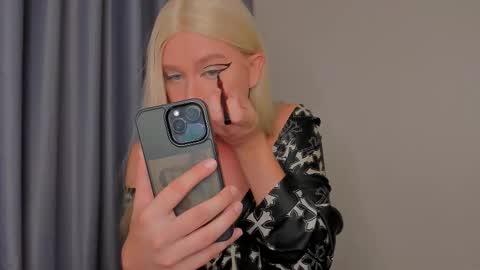 xander_novak online show from October 4, 5:41 am