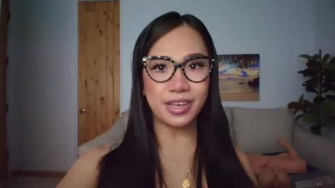 Snapshot of xasianluvbunny chatting on September 30, 3:17 am asianluvbunny online show from September 30, 3:17 am