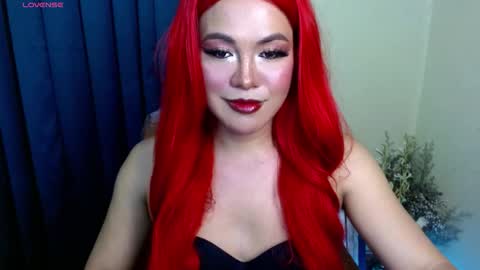 Godess  Lucy online show from October 30, 8:24 am