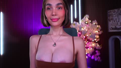 Anne online show from December 19, 3:01 am