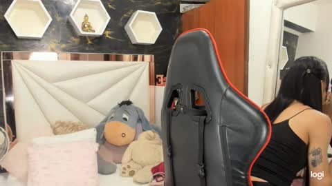 Ximena online show from December 23, 6:22 am