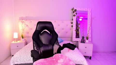 Ximena online show from March 11, 12:11 am