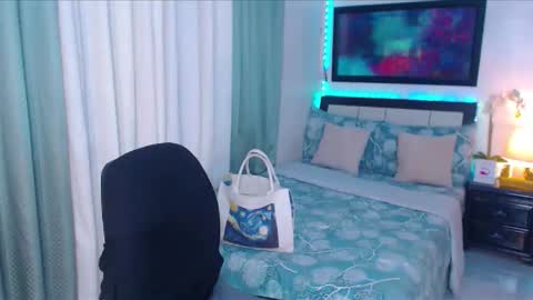 amanda online show from April 1, 5:42 am