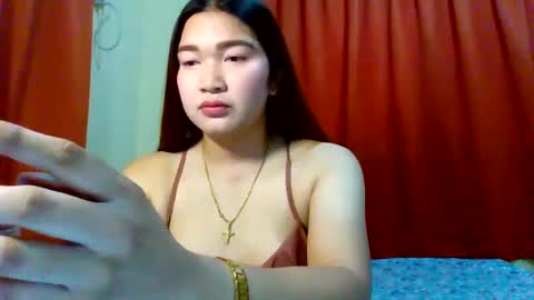 HI IM PAULINE online show from December 8, 1:30 am