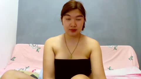 HI IM PAULINE online show from November 9, 1:39 am