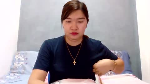 HI IM PAULINE online show from January 13, 1:35 am