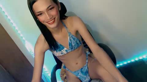 xxcandy lust online show from December 6, 11:17 am