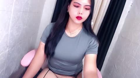 divine online show from October 14, 11:37 pm
