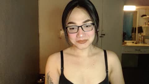 Melissa online show from February 3, 8:41 am