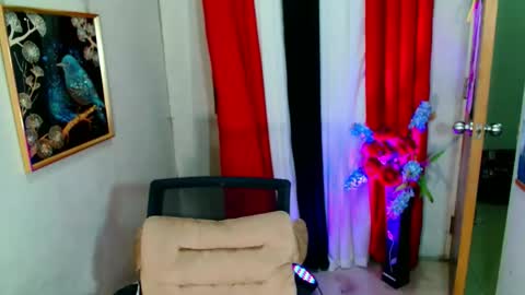 miss yasii online show from October 31, 7:33 pm