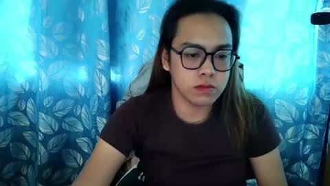 your_dreamgirlxxx69 online show from October 23, 2:26 am