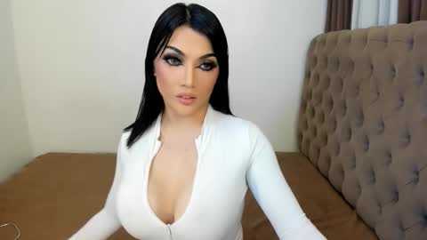 Goddess online show from January 17, 8:11 am