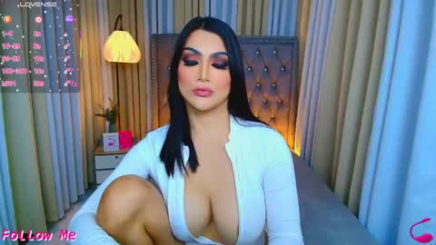 Goddess online show from April 19, 6:10 pm