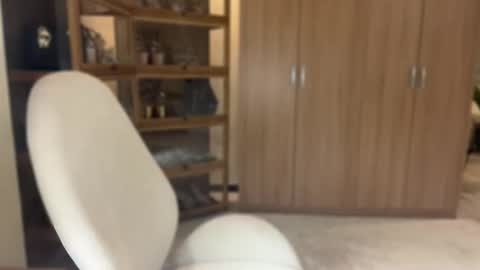 Pearl online show from March 9, 11:25 am