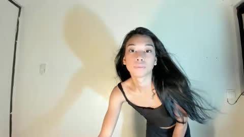 yourlycaezzamae69 online show from May 28, 8:12 am