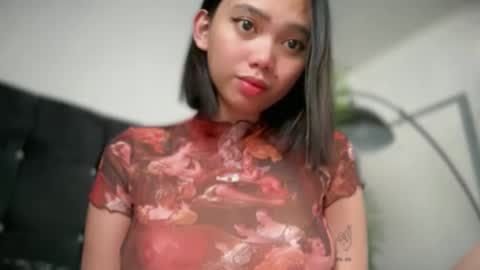 YowgineTheGreat online show from March 5, 5:14 am