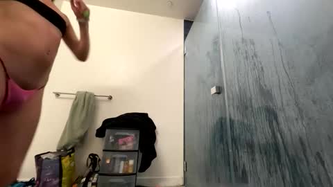 BbyTSSLut online show from March 19, 1:38 am