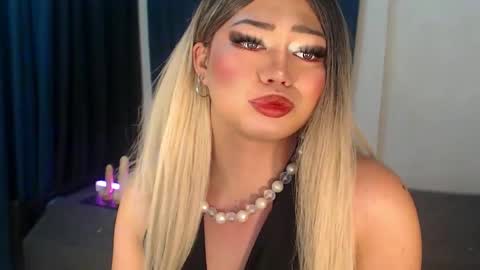 zemi_max online show from March 28, 9:22 am