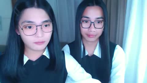 im your lovely zhaviabigcock here online show from March 8, 12:41 pm