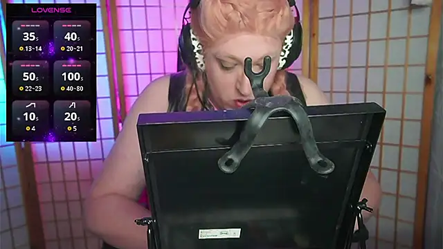 MissLollipop21 online show from January 6, 3:19 pm