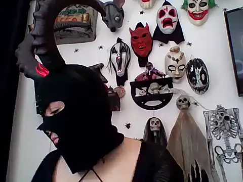 FeticheMacabre online show from December 20, 6:25 pm