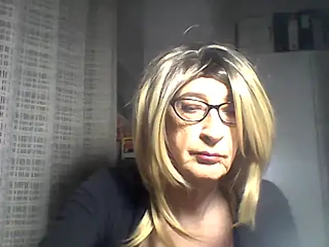 pantyhosex online show from March 14, 11:49 pm