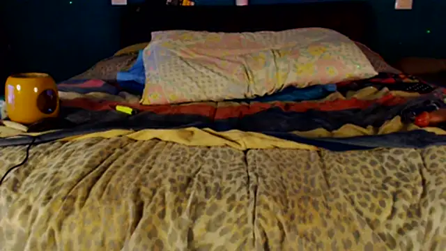 Karendolly  8 online show from March 13, 2:28 am