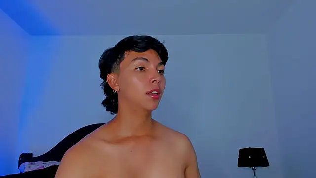 xhenisa  online show from September 10, 9:36 pm