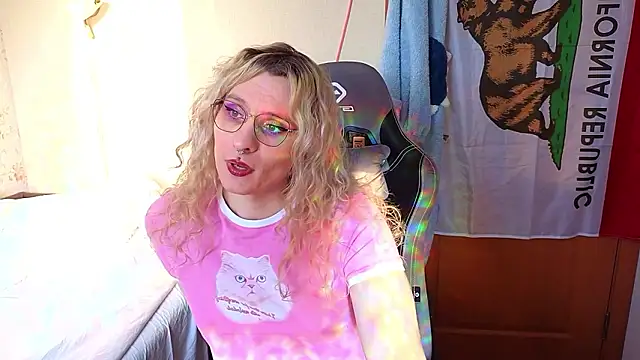 Lori Myaf online show from March 10, 1:58 pm