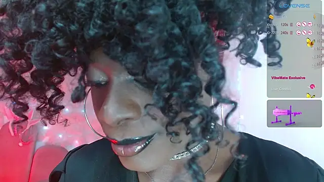 puca ebony online show from February 6, 5:29 pm