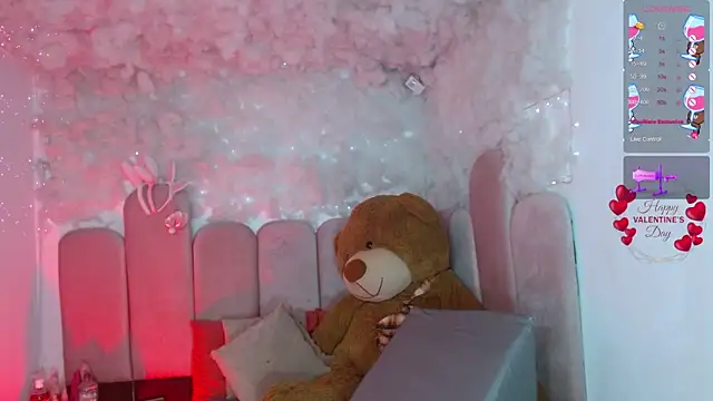 puca ebony online show from February 14, 5:09 pm