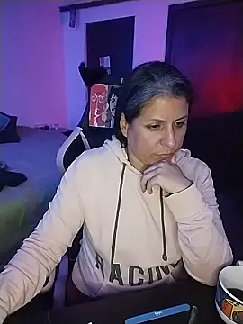 LucifernandaSw online show from May 20, 4:40 am