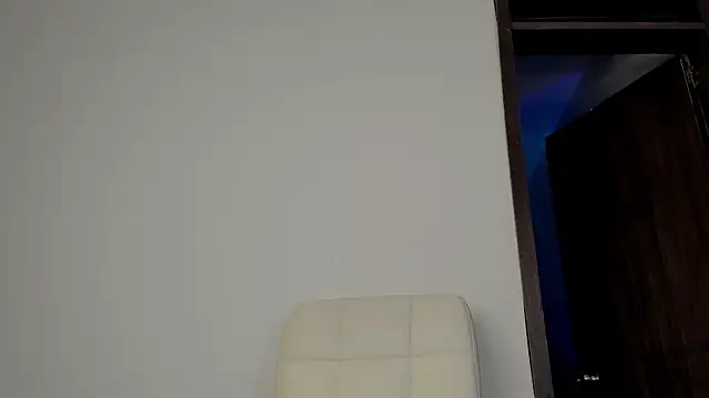 Karoline Marin online show from December 19, 5:56 am