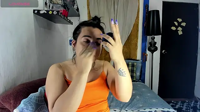 SARAMISHA online show from December 4, 4:44 pm