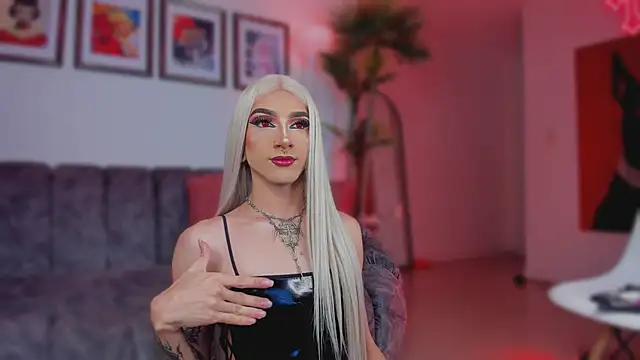 Taylor  foxxx online show from September 12, 5:27 am