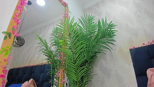 Ammy Connor1 online show from April 18, 8:20 pm