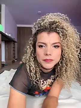 Snapshot of Georgiafox chatting on October 20, 5:27 pm Georgiafox online show from October 20, 5:27 pm