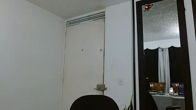  princess queen online show from March 4, 6:19 am