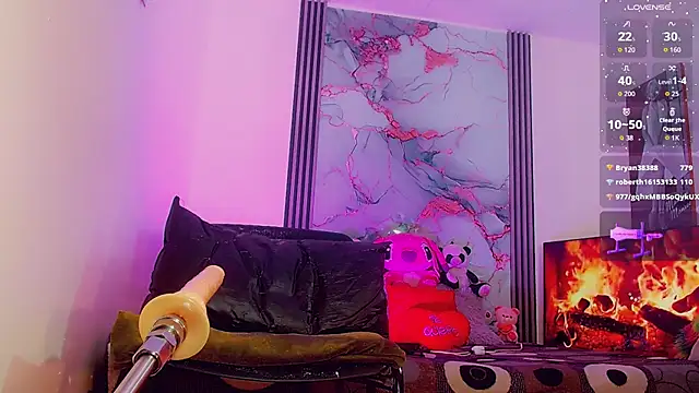  ChanellR  online show from October 7, 11:00 am