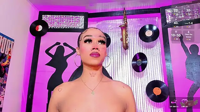  ChanellR  online show from April 13, 11:47 am