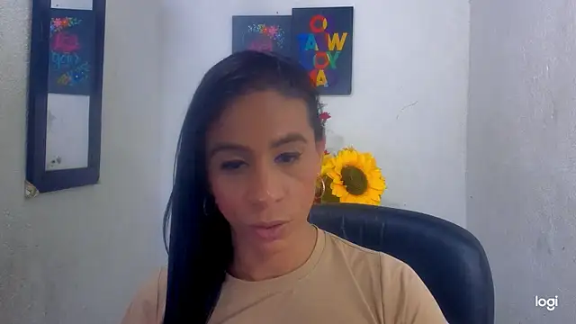 juanblakbigcock online show from November 3, 8:52 pm