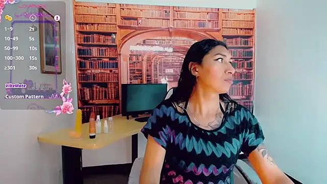 khiara moretti online show from February 26, 7:38 pm