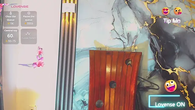 khiara moretti online show from March 14, 12:09 pm