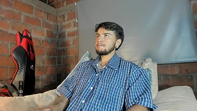 ftmphilip  online show from July 17, 12:38 am