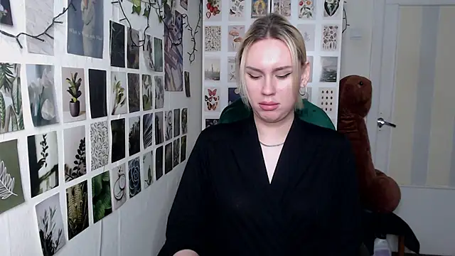 CapriScorpion online show from February 7, 2:12 pm