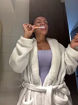 Nathcurly  online show from January 13, 2:07 am