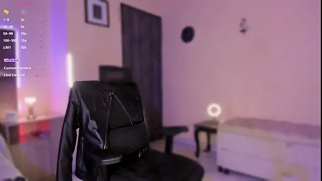 Jess Collen online show from February 27, 10:59 am