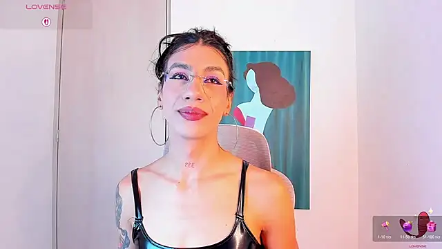 sofiaa grey  online show from February 10, 3:52 pm